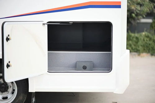 把 頭等艙 搬進(jìn)房車 這款房車2人旅行有點(diǎn)爽 秦帝追風(fēng)房車實拍評測